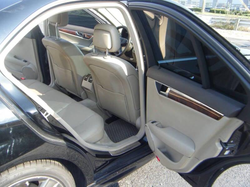 Mercedes-Benz C-Class C300 4MATIC Sport Sedan 2010