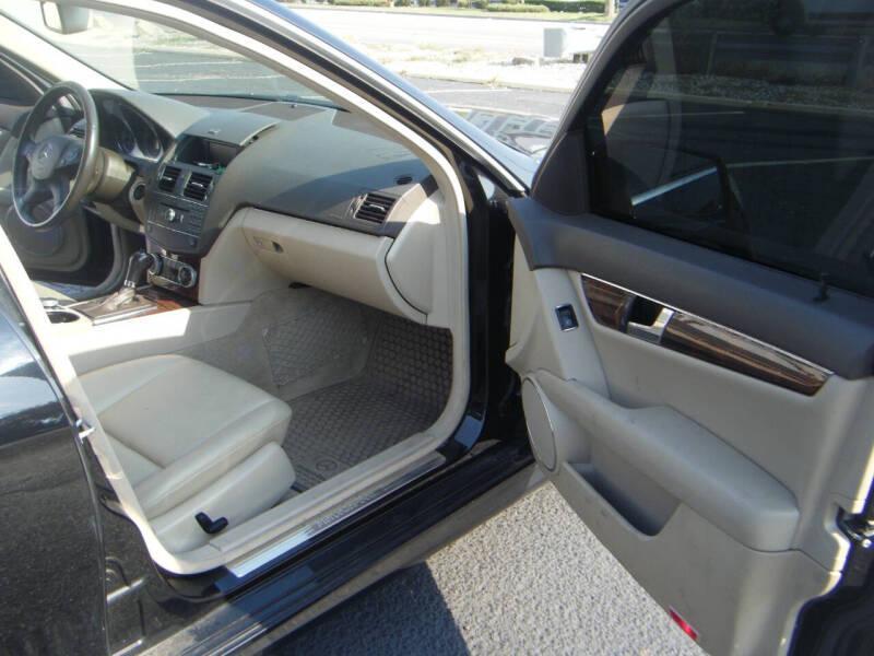 Mercedes-Benz C-Class C300 4MATIC Sport Sedan 2010