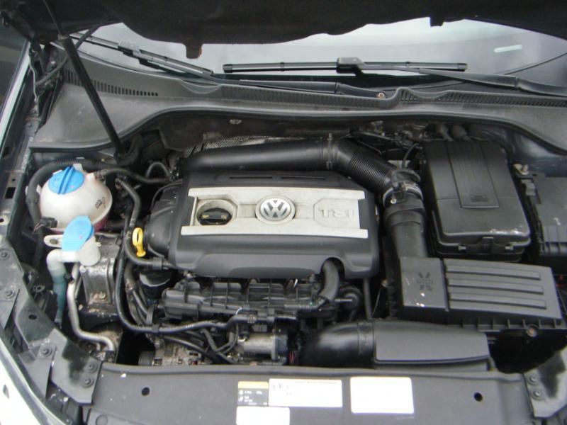 Volkswagen GTI 4-door 2013
