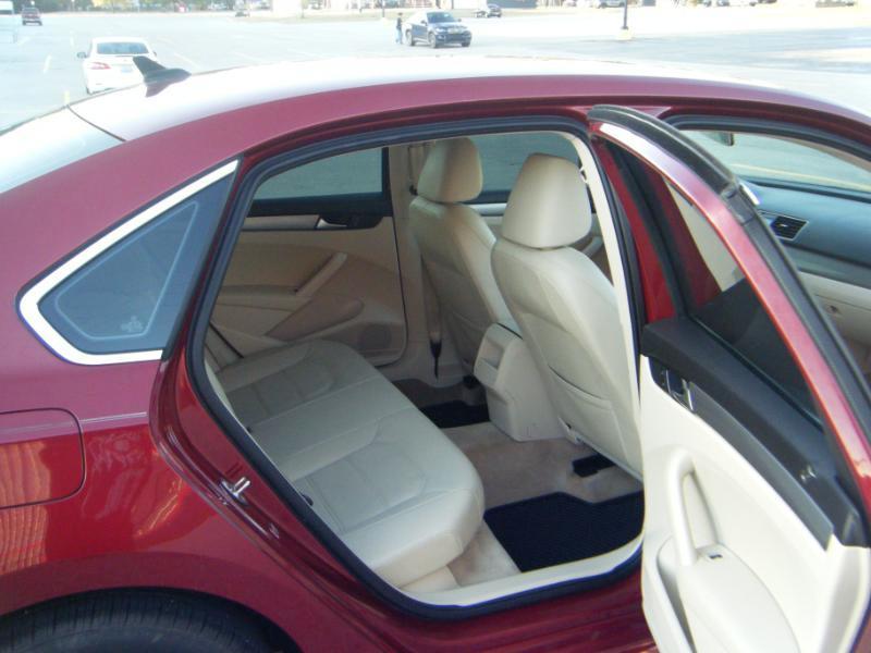 Volkswagen Passat Sport PZEV 5M 2015