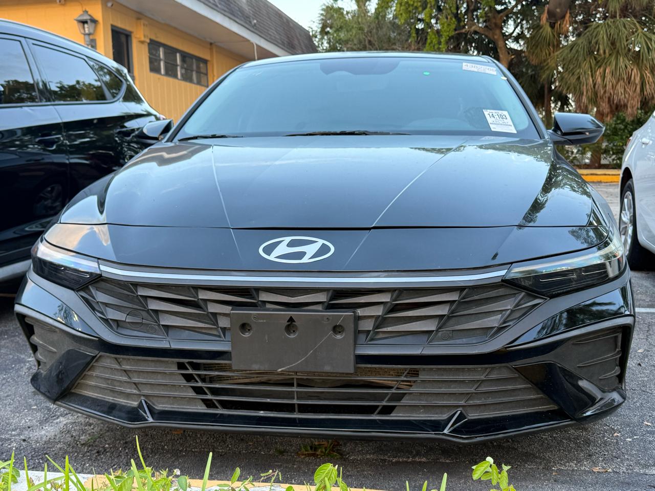 2024 Hyundai Elantra 