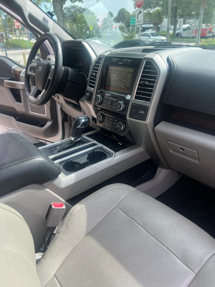 2015 Ford F-150 XLT - Photo 32