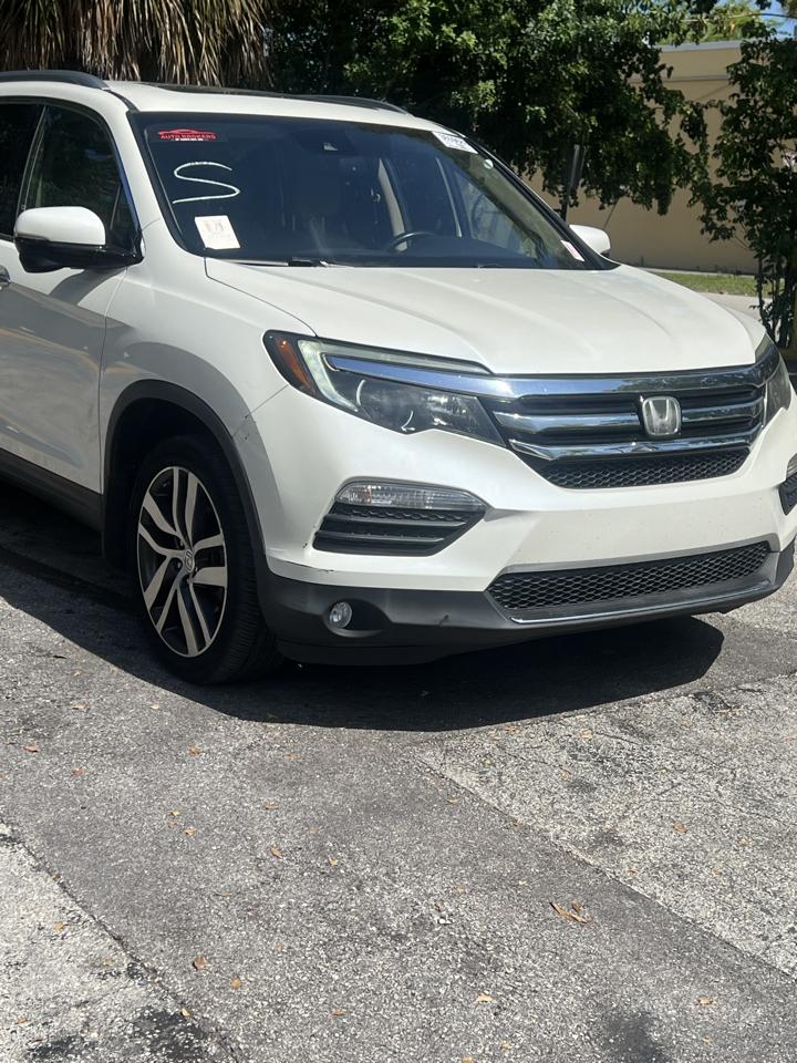 2017 Honda Pilot Touring - Photo 13