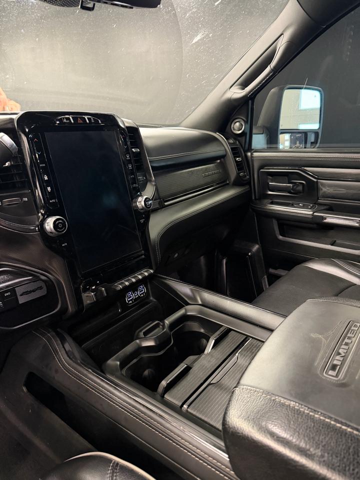 RAM 2500 Limited Crew Cab SWB 4WD 2023