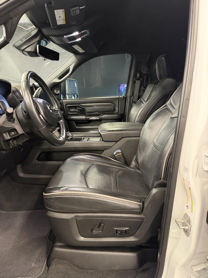 RAM 2500 Limited Crew Cab SWB 4WD 2023