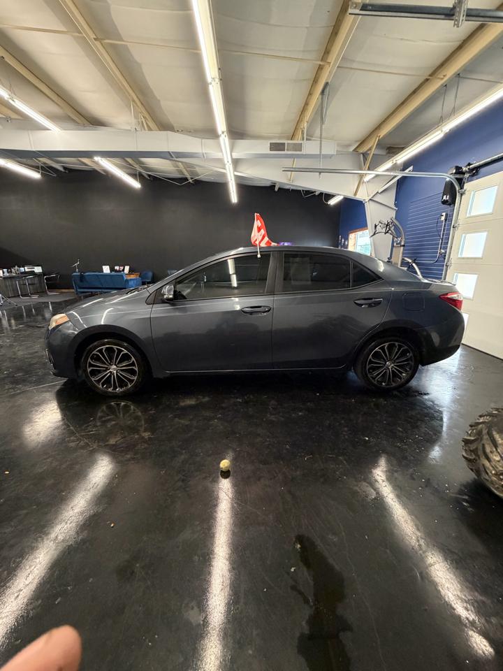 Toyota Corolla LE CVT 2016