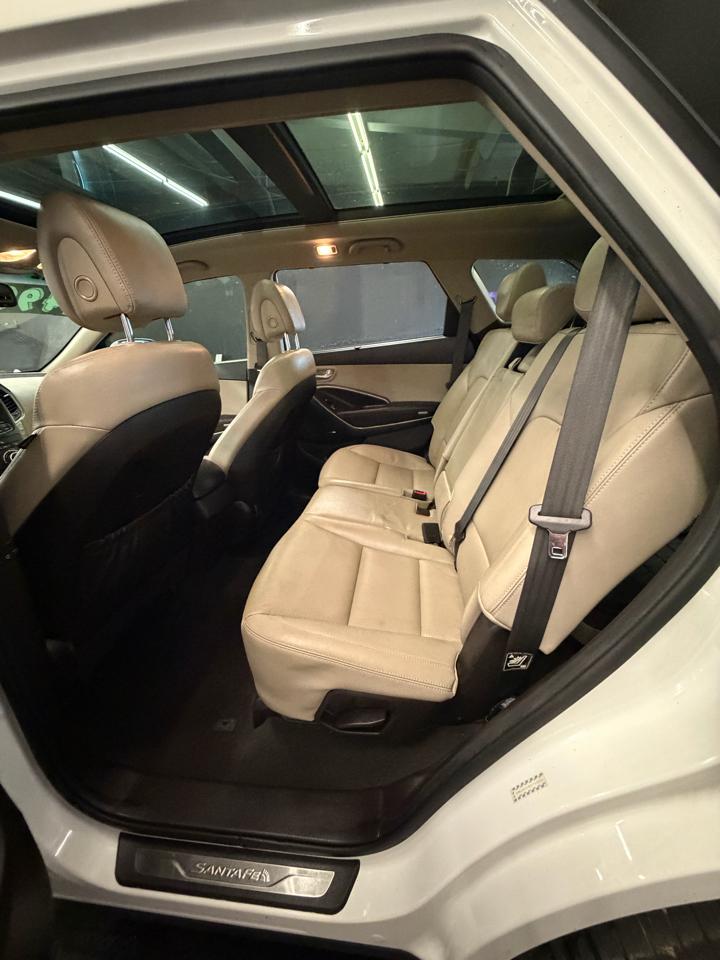 Hyundai Santa Fe SE w/Ultimate Package AWD 2016