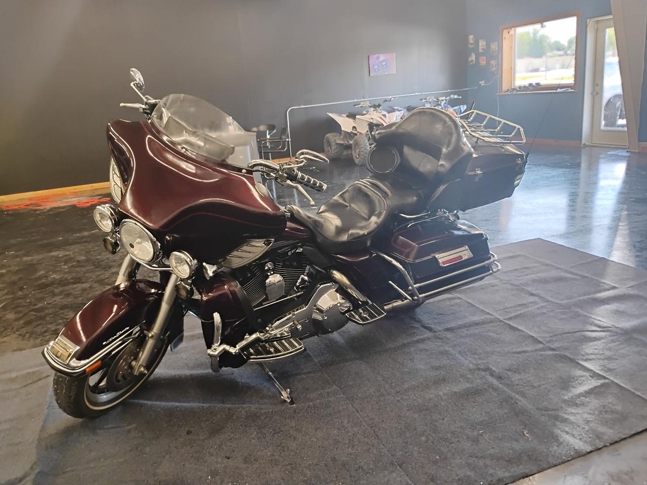 Harley-Davidson FLHTCUI  2005