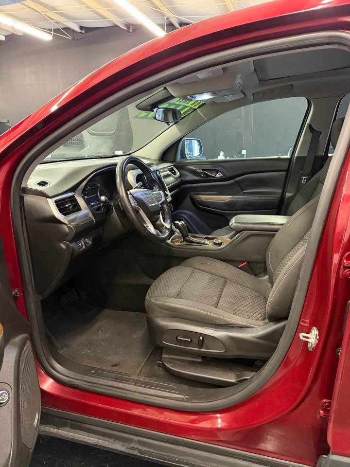 GMC Acadia SLE-2 FWD 2017