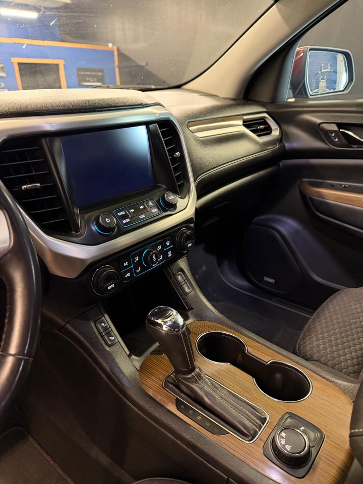 GMC Acadia SLE-2 FWD 2017