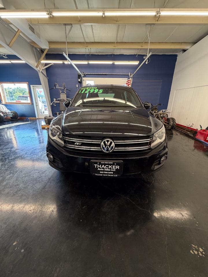 Volkswagen Tiguan S 2016