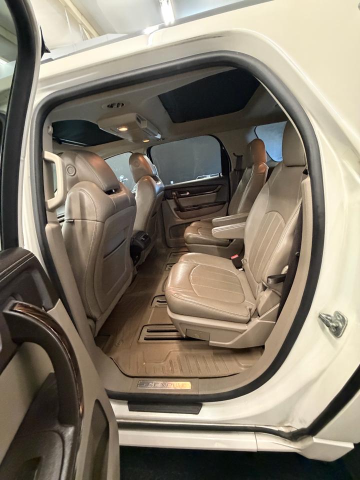 GMC Acadia Denali AWD 2014