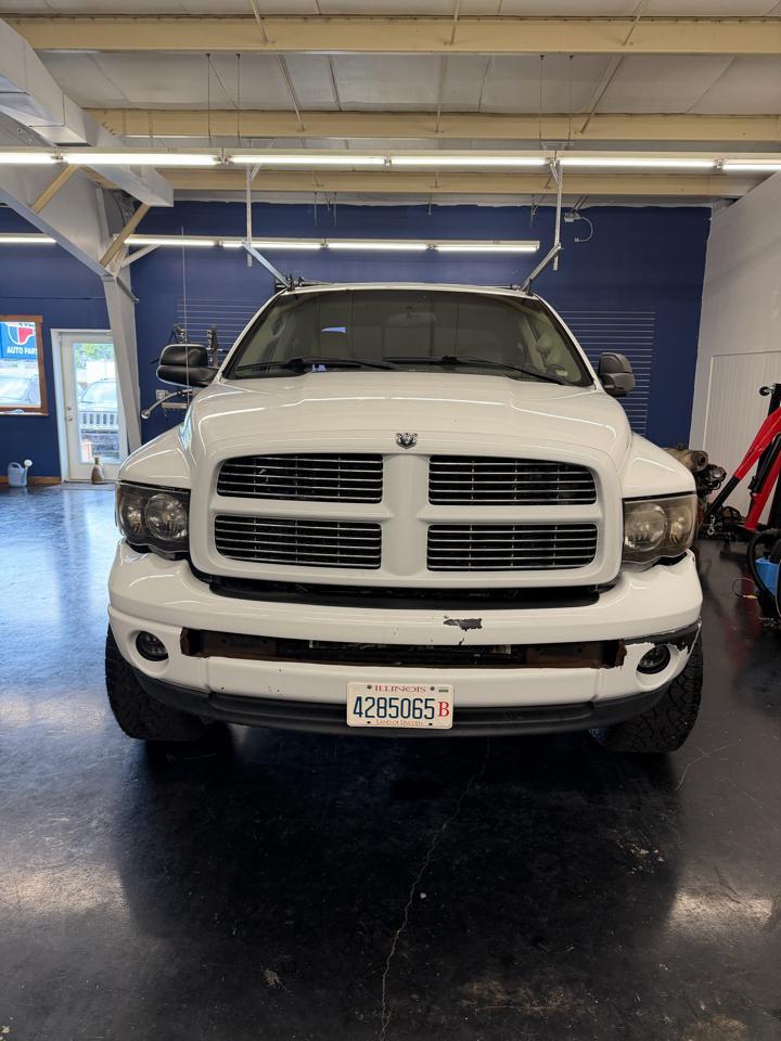 Dodge Ram 2500 ST Quad Cab 4WD 2004