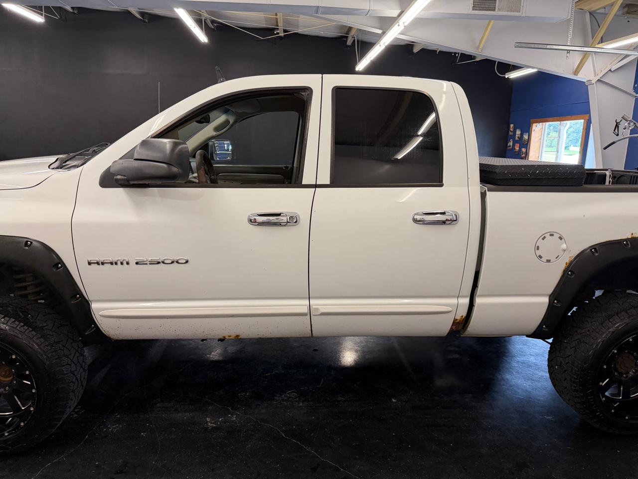 Dodge Ram 2500 ST Quad Cab 4WD 2004