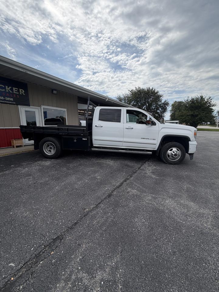 GMC Sierra 3500HD Denali Crew Cab 4WD 2016
