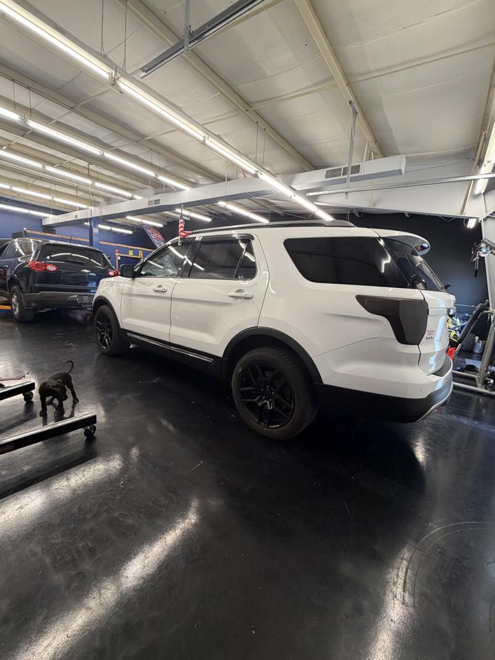 Ford Explorer XLT 4WD 2017