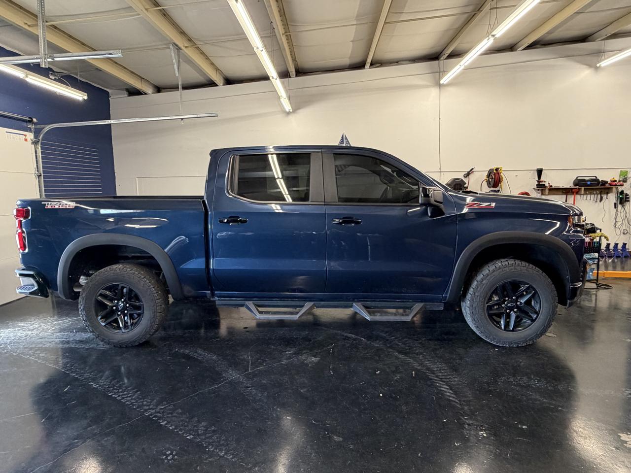Chevrolet Silverado 1500 LT Trail Boss Crew Cab 4WD 2019
