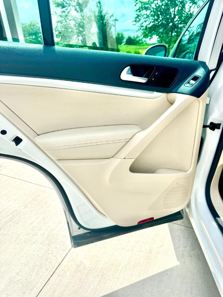 Volkswagen Tiguan SE 2016