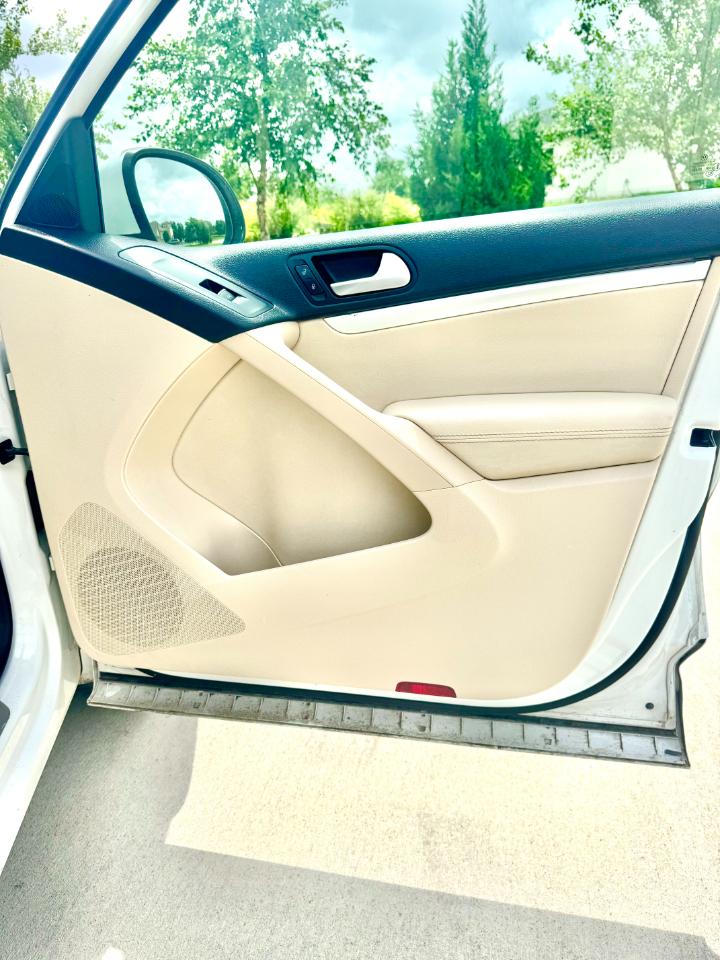 Volkswagen Tiguan SE 2016