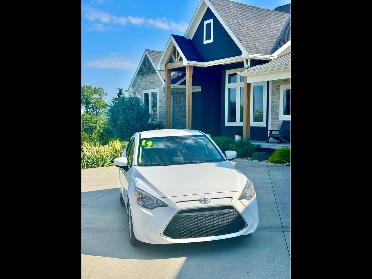 Toyota Yaris Sedan  2019