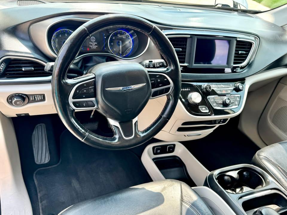 Chrysler Pacifica Touring-L 2020