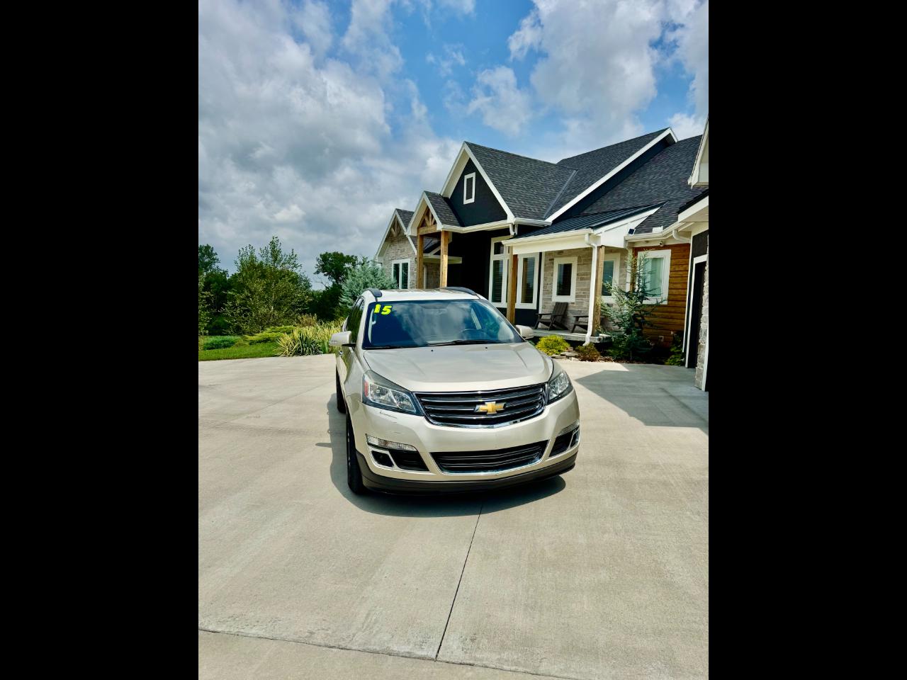 2015 Chevrolet Traverse 2LT FWD