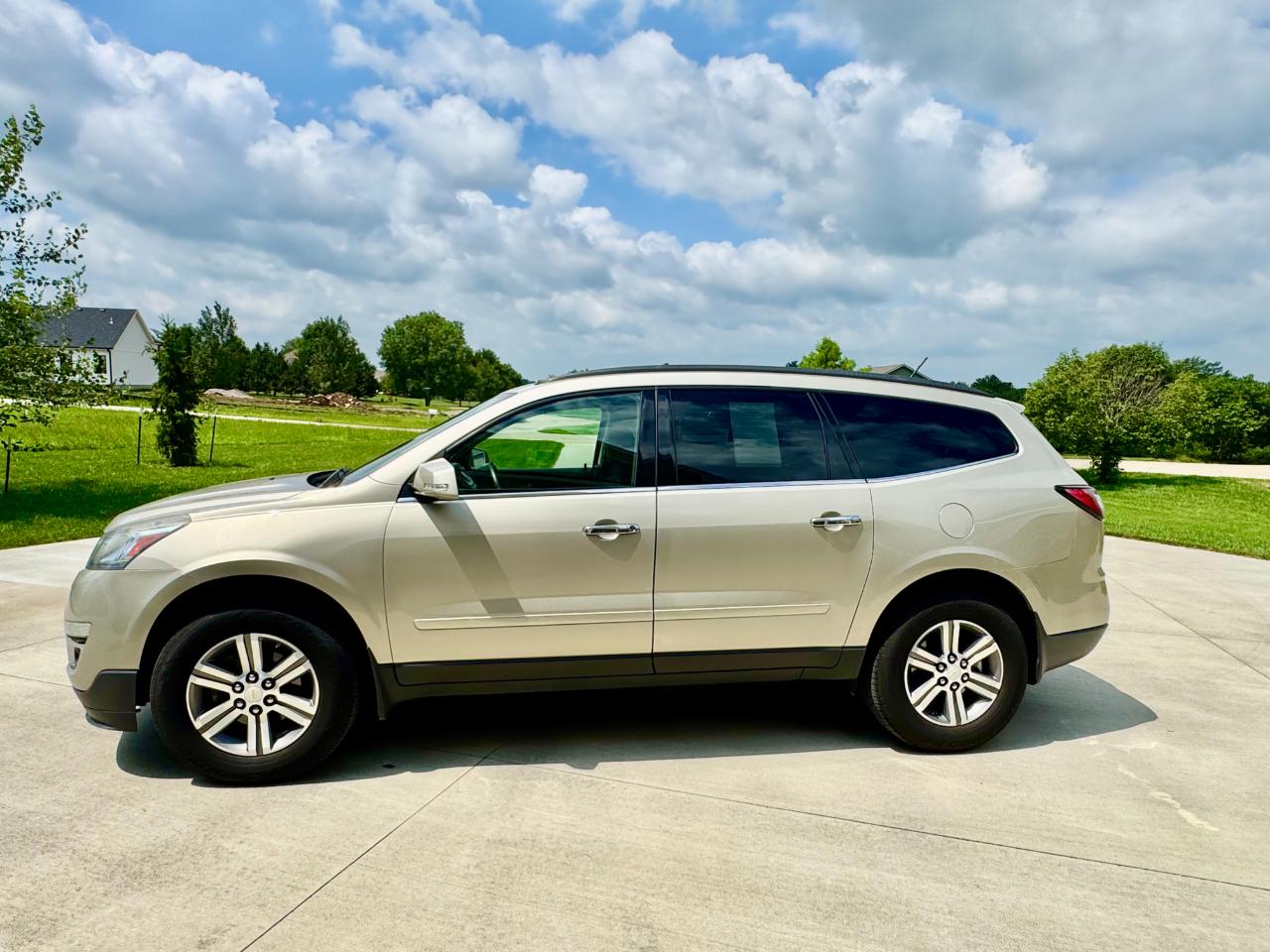 Chevrolet Traverse 2LT FWD 2015