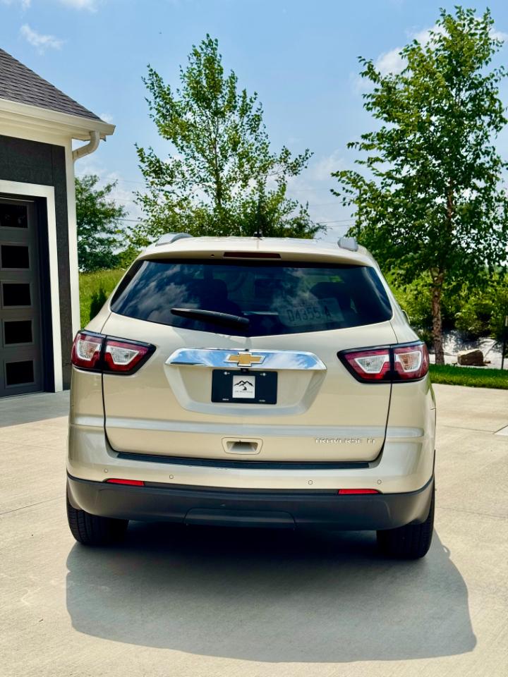 Chevrolet Traverse 2LT FWD 2015