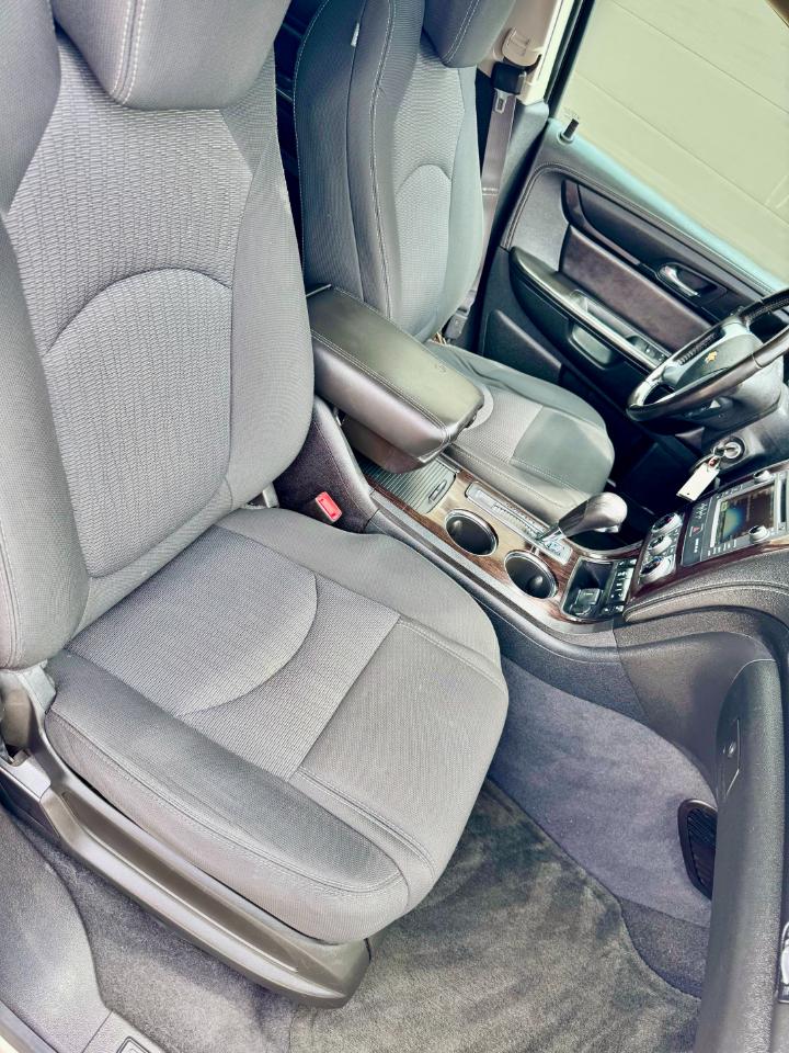 Chevrolet Traverse 2LT FWD 2015