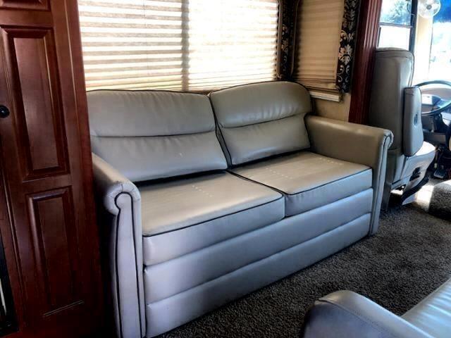 Thor Motor Coach Windsport  2011
