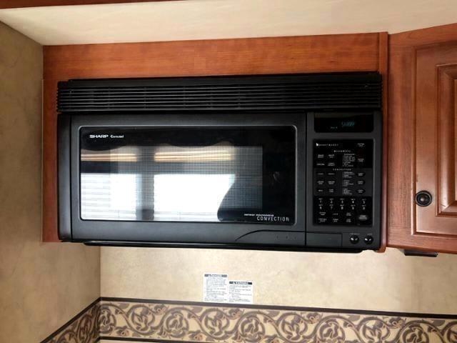 Thor Motor Coach Windsport  2011