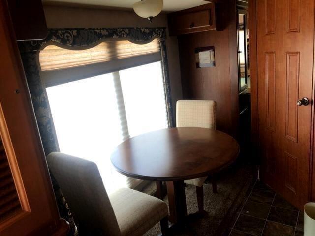 Thor Motor Coach Windsport  2011