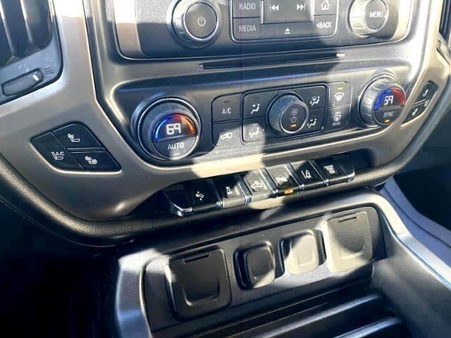 GMC Sierra 3500HD Denali Crew Cab 4WD 2015