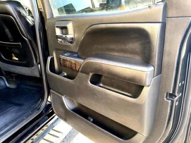 GMC Sierra 3500HD Denali Crew Cab 4WD 2015