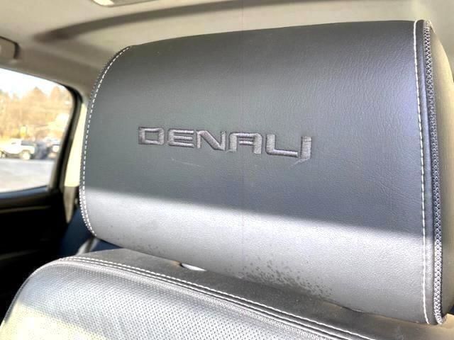 GMC Sierra 3500HD Denali Crew Cab 4WD 2015