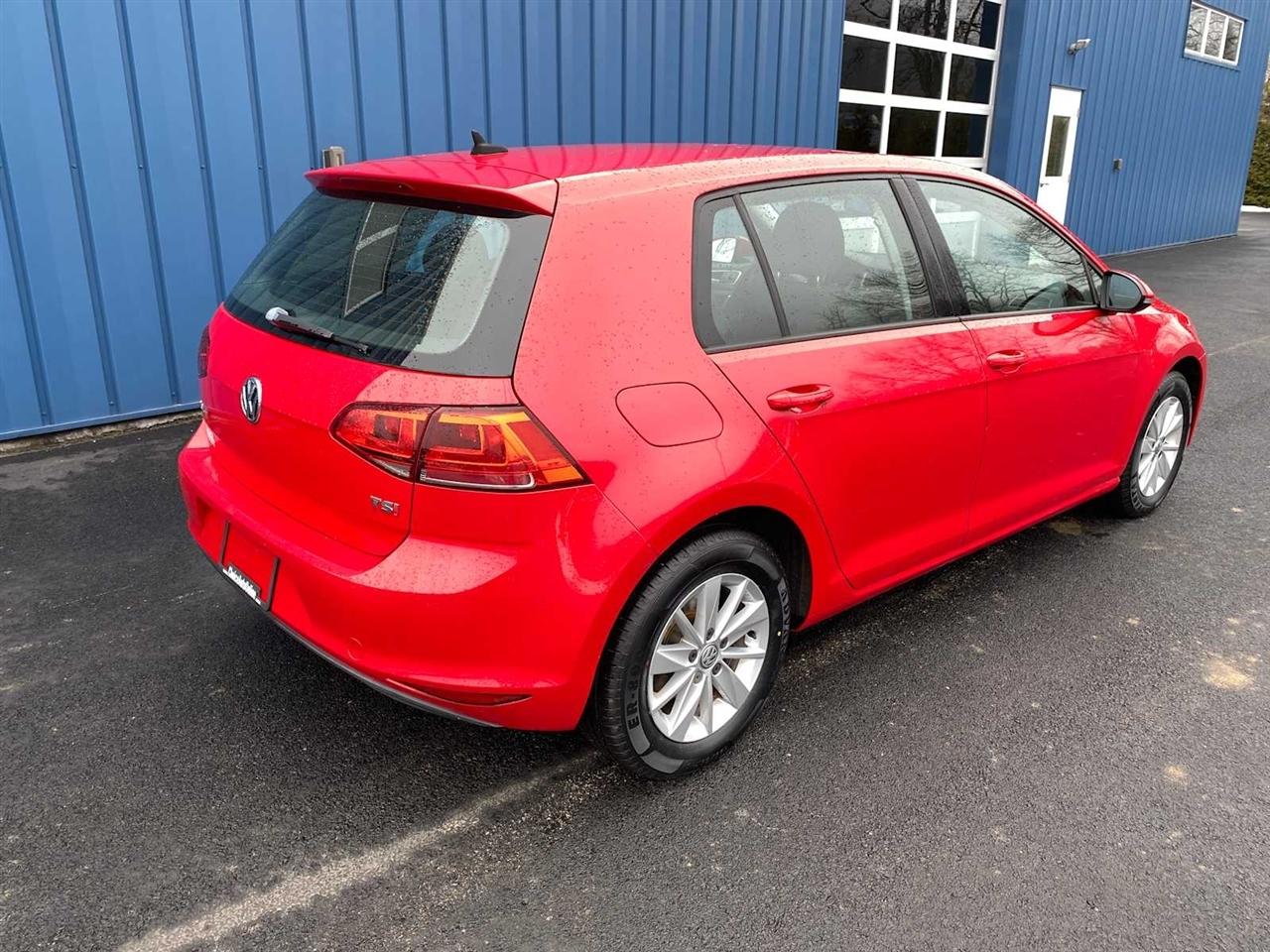 Volkswagen Golf TSI S 6A 2016