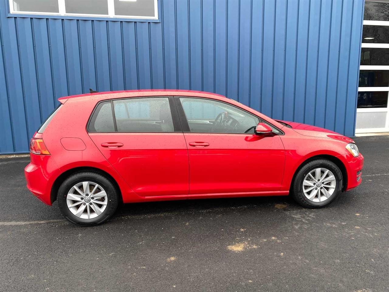 Volkswagen Golf TSI S 6A 2016