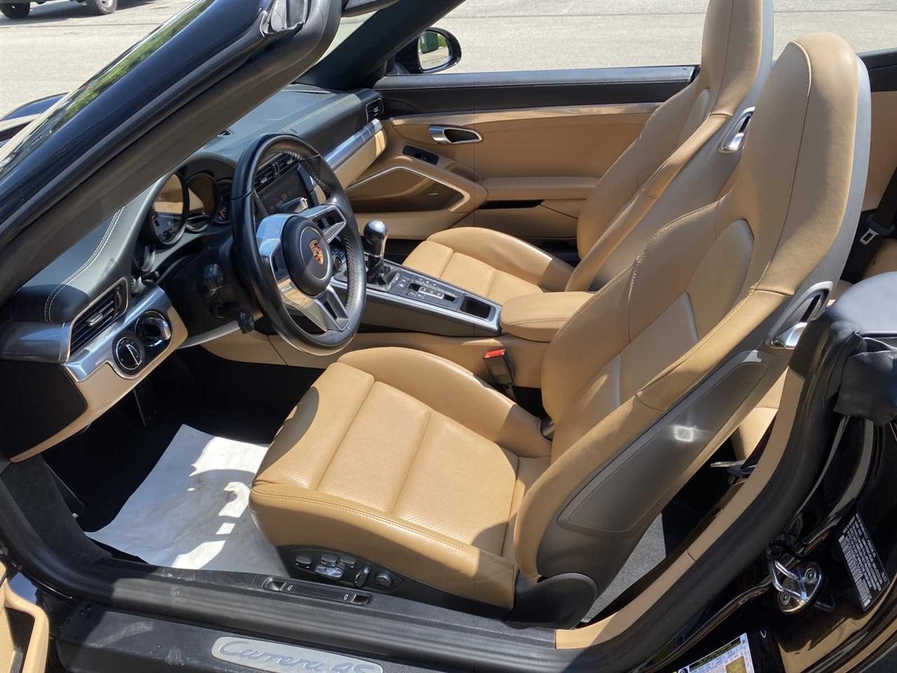 Porsche 911 Carrera 4S Cabriolet 2017