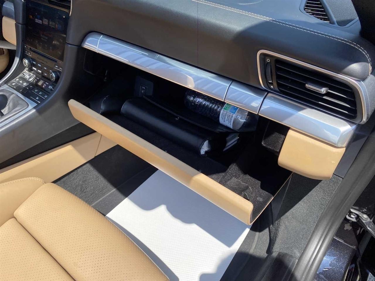 Porsche 911 Carrera 4S Cabriolet 2017