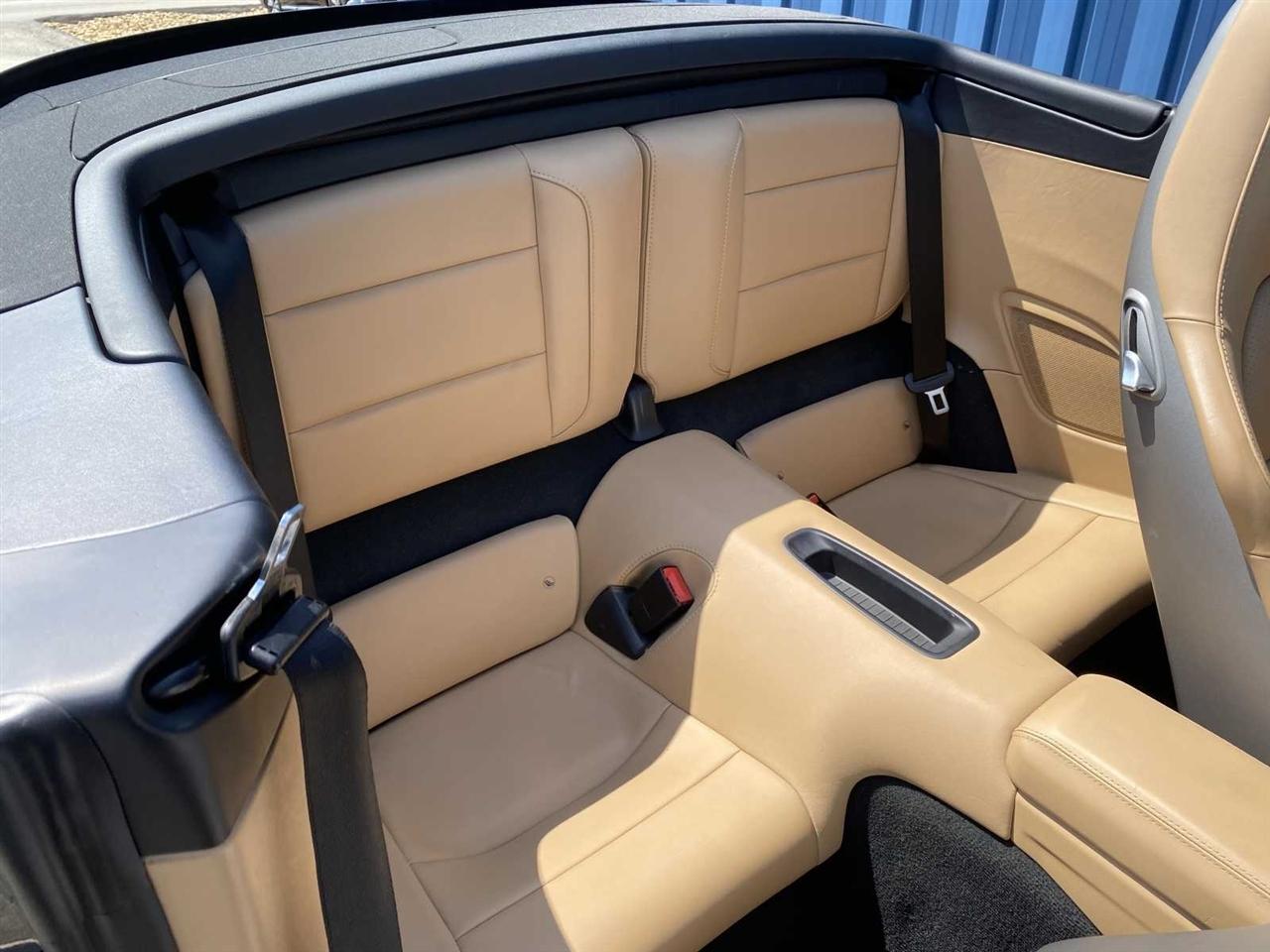 Porsche 911 Carrera 4S Cabriolet 2017