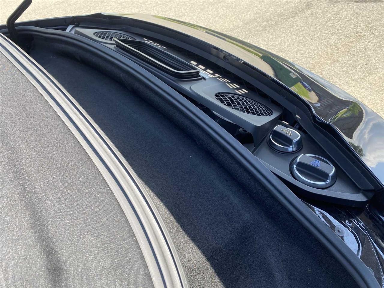 Porsche 911 Carrera 4S Cabriolet 2017