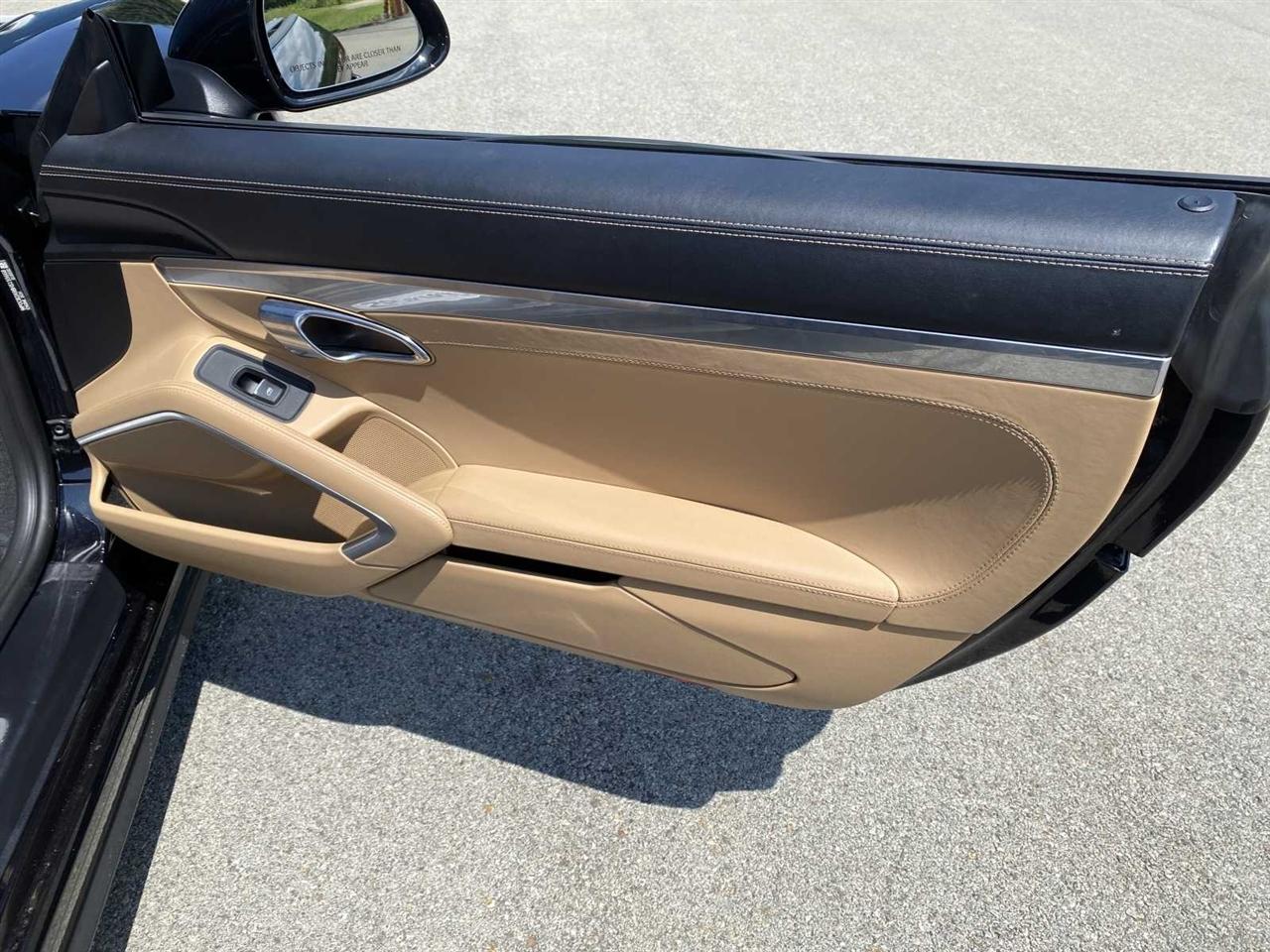 Porsche 911 Carrera 4S Cabriolet 2017