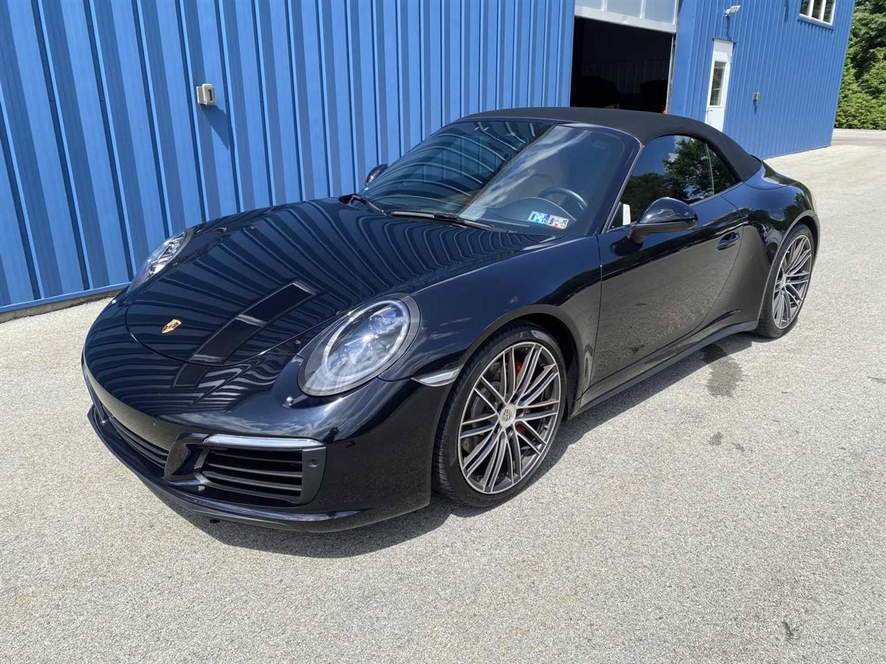 Porsche 911 Carrera 4S Cabriolet 2017