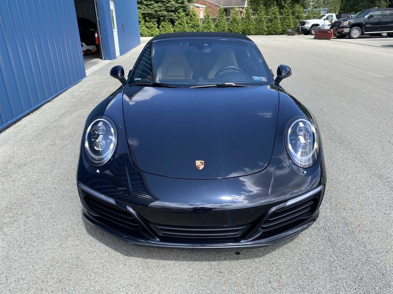 Porsche 911 Carrera 4S Cabriolet 2017
