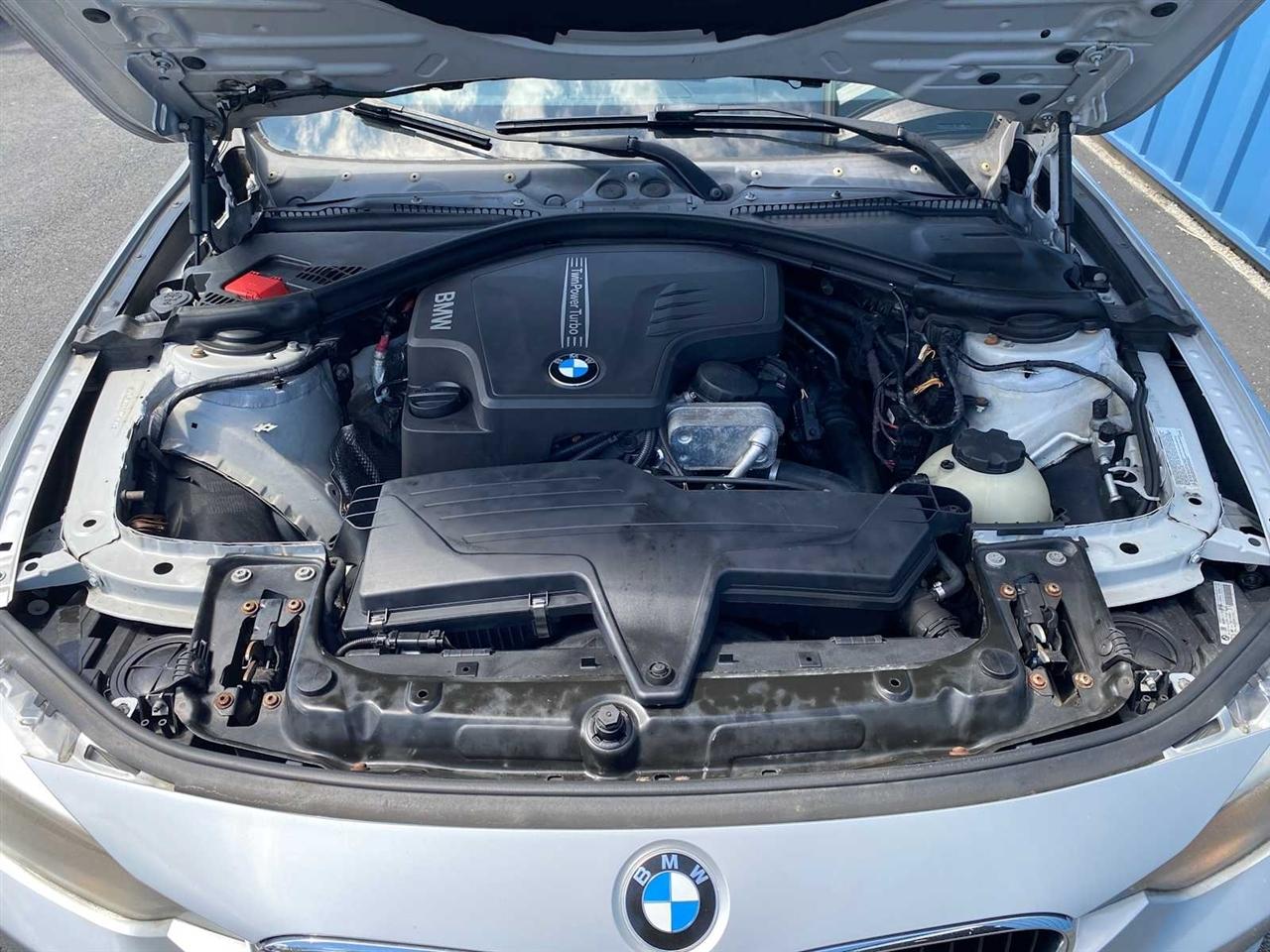 BMW 3-Series 328i xDrive Sedan 2013