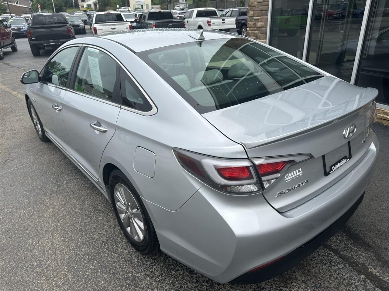 Hyundai Sonata Hybrid 4dr Sdn SE 2017
