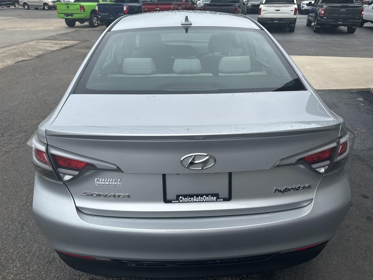 Hyundai Sonata Hybrid 4dr Sdn SE 2017