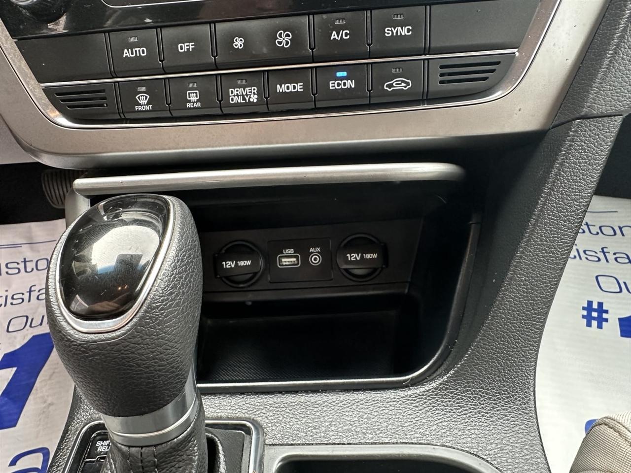 Hyundai Sonata Hybrid 4dr Sdn SE 2017