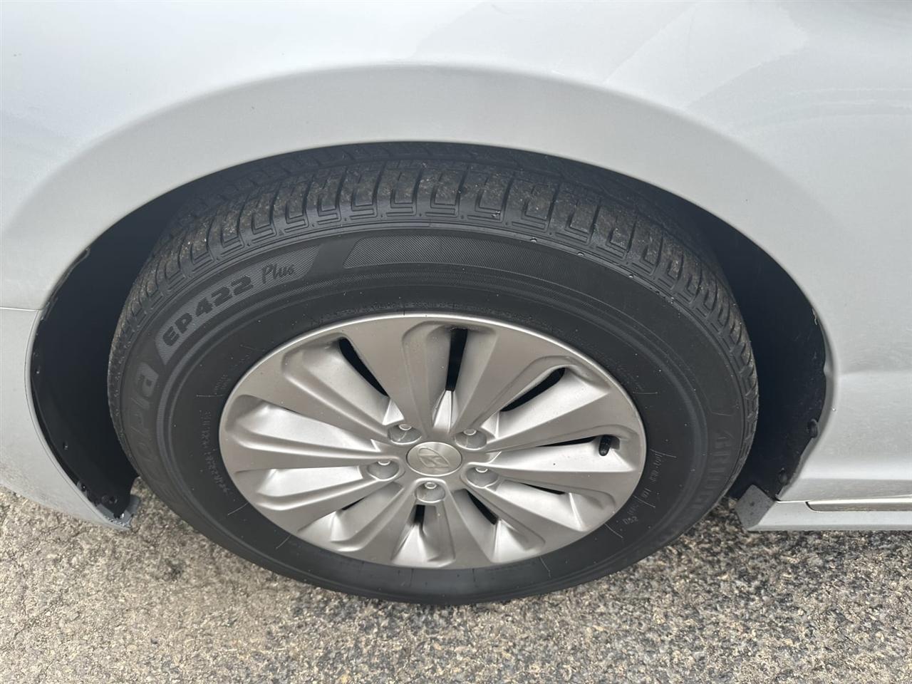 Hyundai Sonata Hybrid 4dr Sdn SE 2017