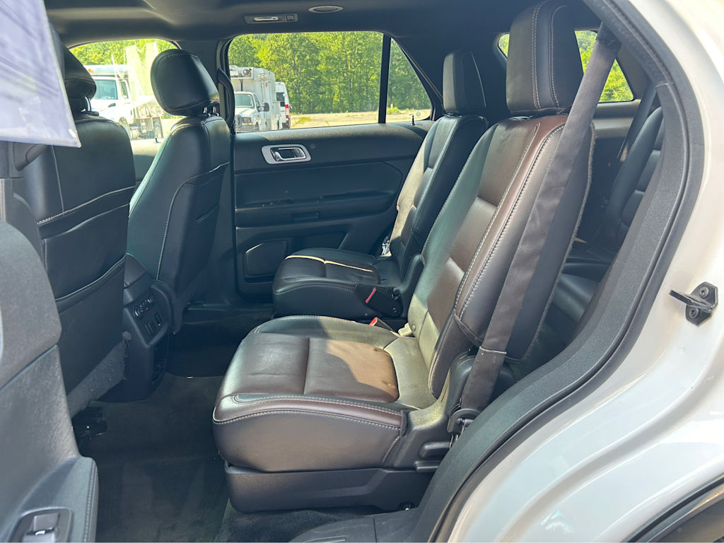 Ford Explorer Sport 4WD 2013